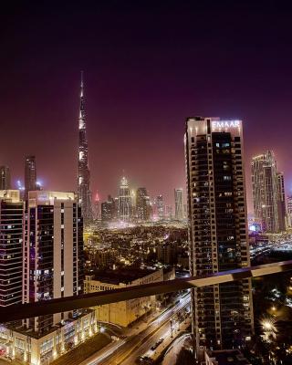 Luxury Studios with Burj Khalifa or Canal View in Downtown - Marquise Square Tower