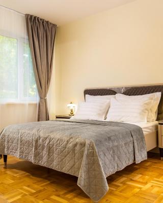 Bright Plovdiv Escape: Modern & Cozy 1BD Apartment