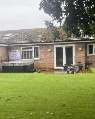 Immaculate 2-Bed Bungalow in Snettisham