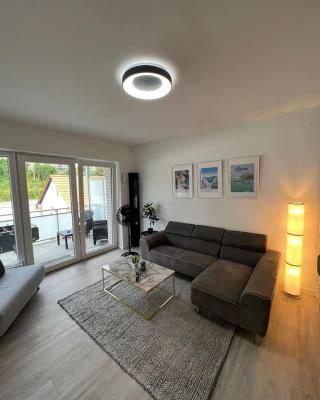 Luxuriöses Apartment,Neubau, 4 Personen, Parkplatz, Griechischer Stil