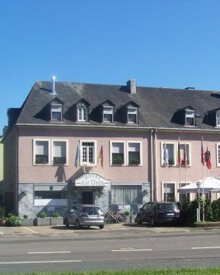 Hotel Am Ufer