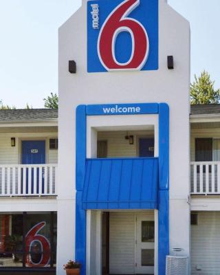 Motel 6-Nashua, NH