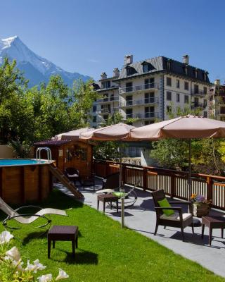 Les Gourmets - Chalet Hotel