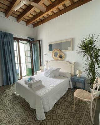 Doña Lola Rooms