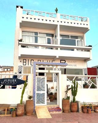 BIG BLUE guest house