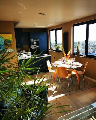 Luxury Apartment Brighton and South Downs National Park, Free Parking, animals on request daily fee