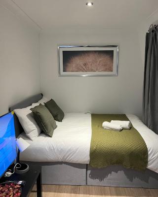 3 Bedroom Flat in King’s Cross, St Pancras’s. 8 People