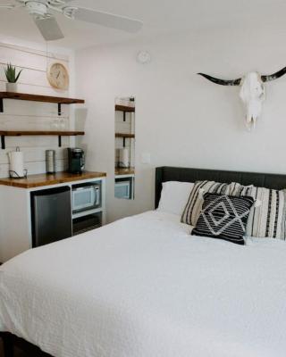 Downtown Studio 3 at Beer Ranch Project Inn