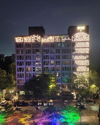 Dragonfly Hotel - The Art Hotel