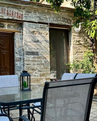 Stone house in Afissos