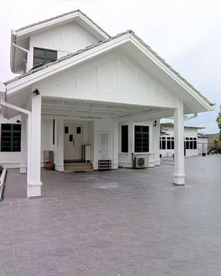 Forest Valley Homestay Bungalow for Family/Group Staycation/Gathering