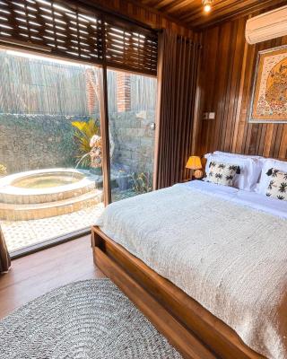 The Toya Bali - Private Room & Jacuzzi