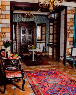 Royal Historical Boutique Hotel