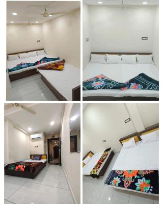 Hotel shipra suites