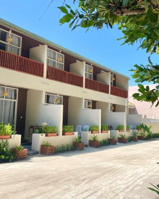 TME Retreats Dhigurah