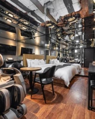 You&Me Hotel