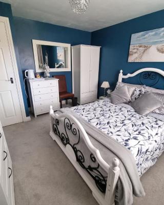 Dungarvon House B&B, Weston-super-Mare, Exclusive Bookings, Private Hot tub