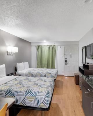 Studio 6-Bryan, TX - University Area