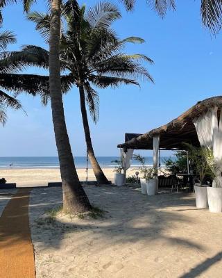 Mamagoa Beach Resort