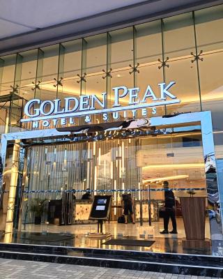 Golden Peak Hotel & Suites powered by Cocotel