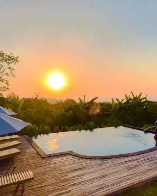 Sunset Hill Lembongan