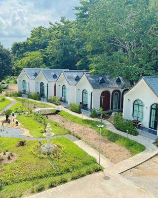 คีรีศิลป์ รีสอร์ท เชียงราย (Khirisin Resort Chiang rai)