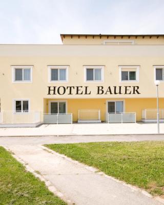 Hotel Bauer