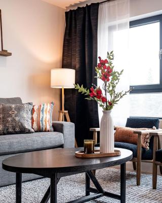 The Monashee House by Revelstoke Vacations