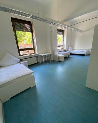 Schicke Monteurunterkunft in Mendig mit drei Wohneinheiten