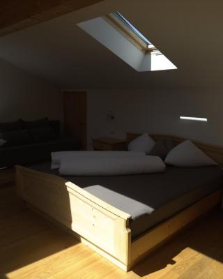 Garni Residence Trocker