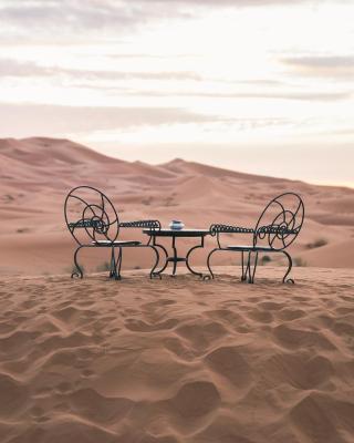 Merzouga Luxury Desert camp, excursion and activities