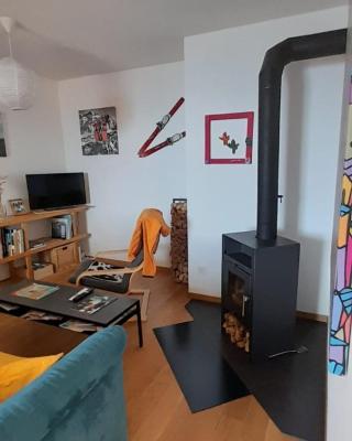 Appartement CHENILLE charmant 2 pièces plein pied avec jardin et vue magnifique