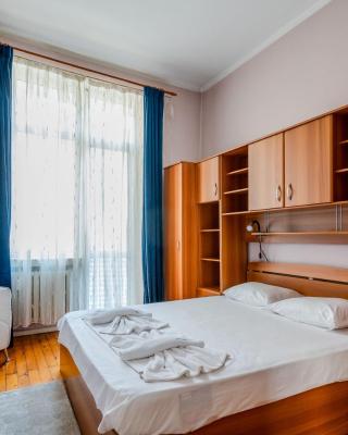 Sofia's Finest: 2BD Flat in the Heart of the City