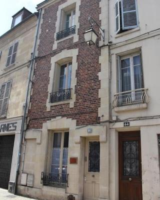 Magny en Vexin : Maison meublée