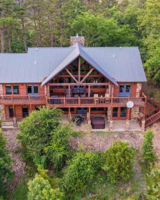 Cabin with Game Room and Hot Tub in Broken Bow!