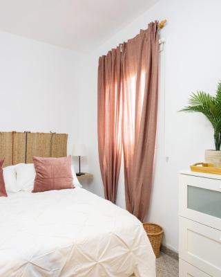 EDEN RENTALS 101 Surfy Stylish Bed&Coffee Room