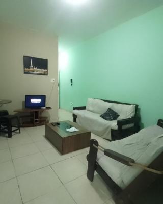 Apartamento para até 05 pessoas no centro