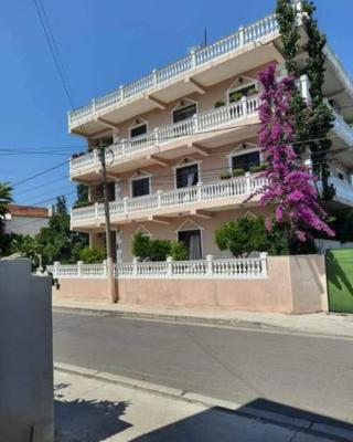 Vila Lika Durres