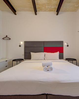 Private rooms with bathroom in Valletta