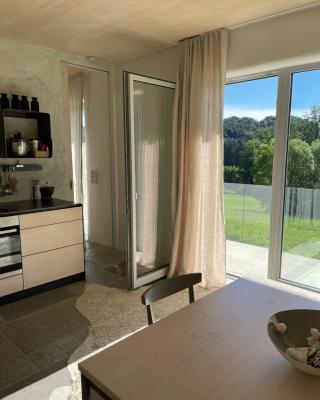 Sunhand home