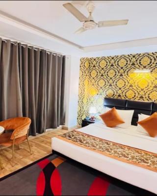 Qotel Hotel AT Residency Kaushambi New Delhi