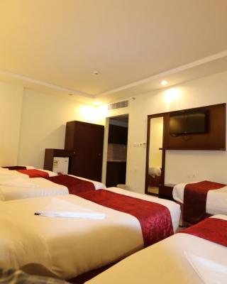 Aayan Gulf Hotel for Hotel Rooms- Close to free bus station