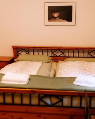 Moderne Landwohnung - Pension - Top Lage