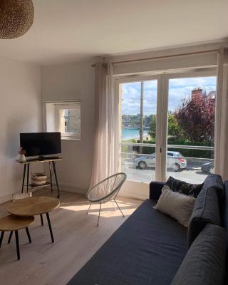 Appartement 40m2 vue sur mer accès direct plage et parking privé