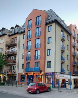 Hotel Veritas
