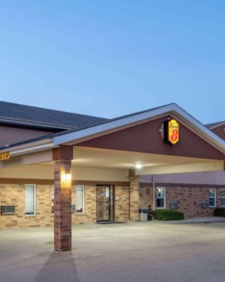 Super 8 by Wyndham Mattoon