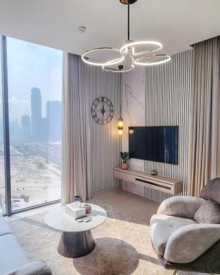STAY BY LATINEM Luxury 2BR Holiday Home CV A2301 near Burj Khalifa