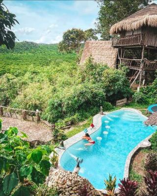 Sanctuaria Treehouses Busuanga