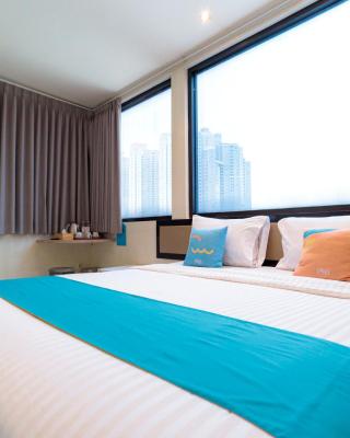 Sans Hotel Liv Ancol by RedDoorz