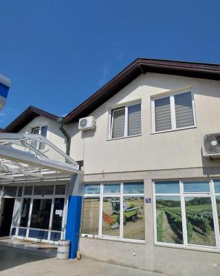 Konačište Almex in